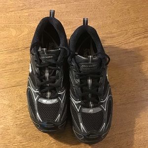 Skechers Women’s Shape-Ups Toning Walking Shoes Black/ Silver Size 8 1/2